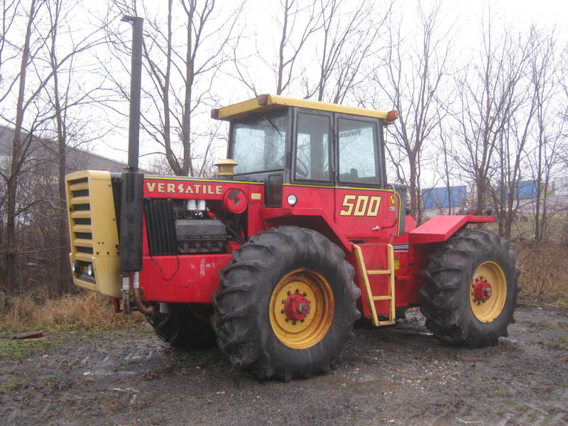 Versatile 500 Tractor 